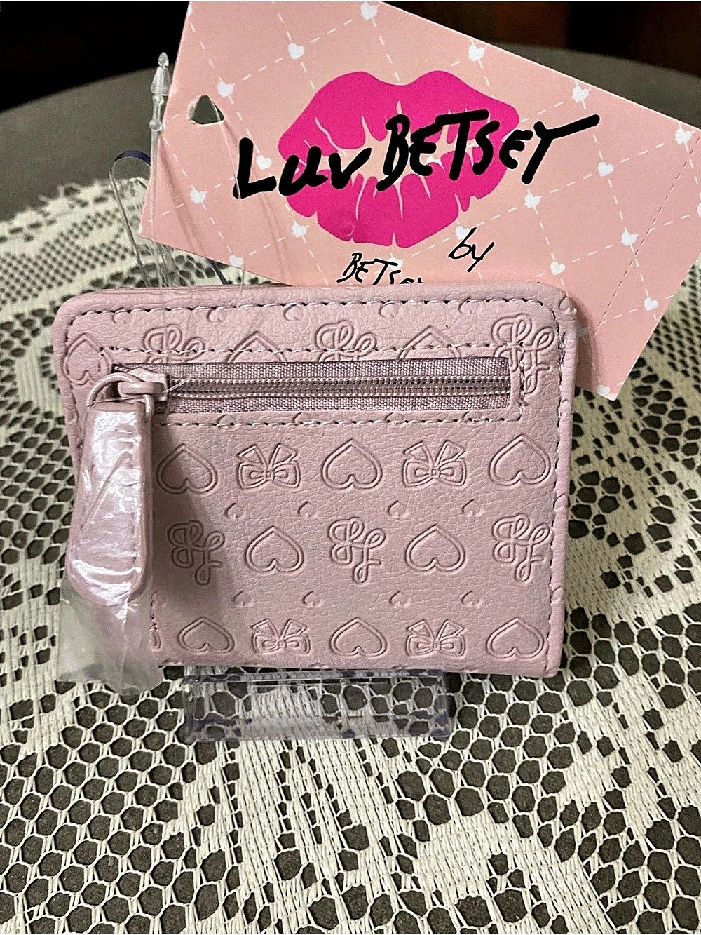 Luv Betsey Pink Wallet NWT - Picture 3 of 4